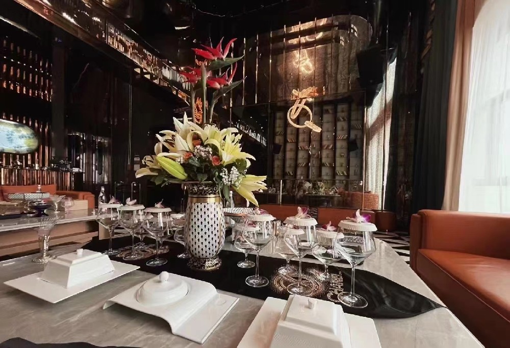 《杭州 N11 商务 KTV：诚信服务，畅享非凡夜生活》